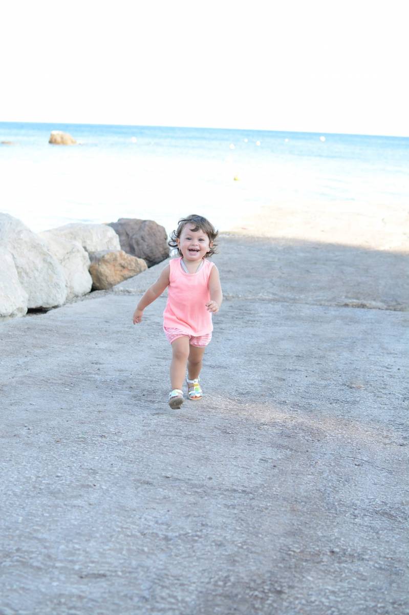 Comment préparer votre enfant à la garde à domicile avec HEMA SERVICES à Six fours les plages près de Sanary sur mer ?